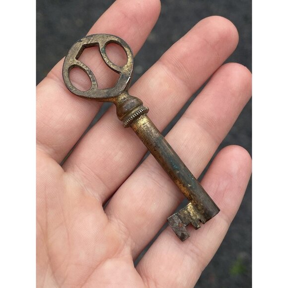 Antique - Vintage 20th C. Brunswick Phonograph Skeleton Barrel Key Collectible - Picture 2 of 9